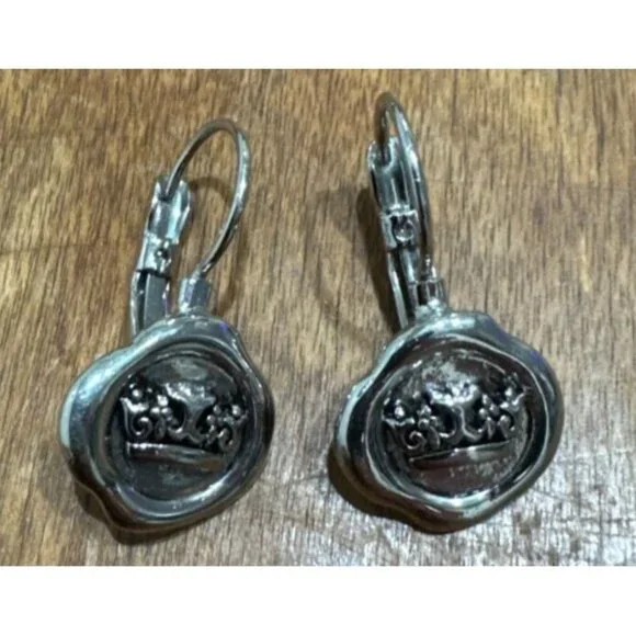 Crown Earrings Leverbacks Silver toned Mini Dress Down or Up Queen Classic - Picture 3 of 6